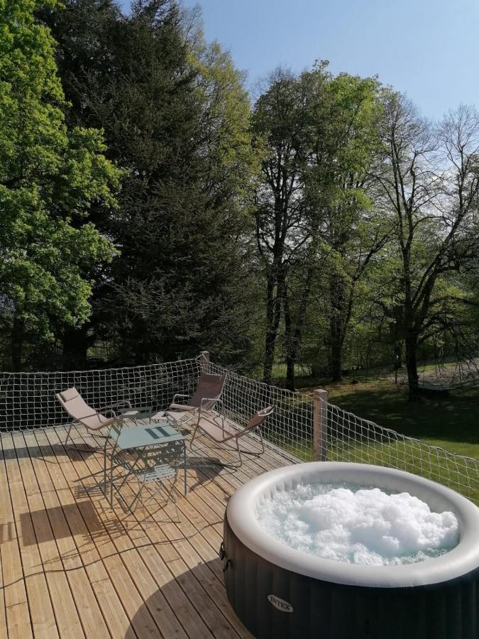 Monchateau Etoile, Hebergement Insolite Avec Spa Merlas Exterior photo